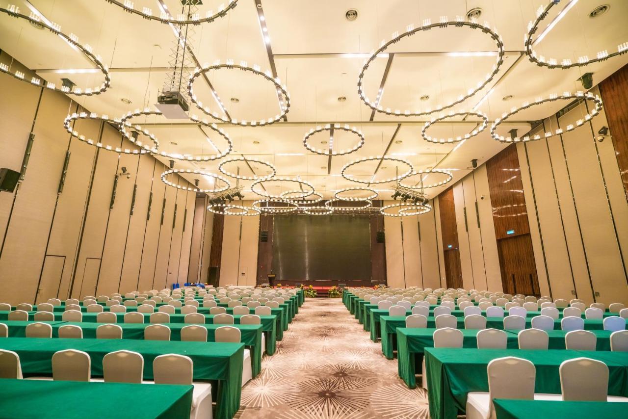 Forest City Marina Hotel Gelang Patah Dış mekan fotoğraf
